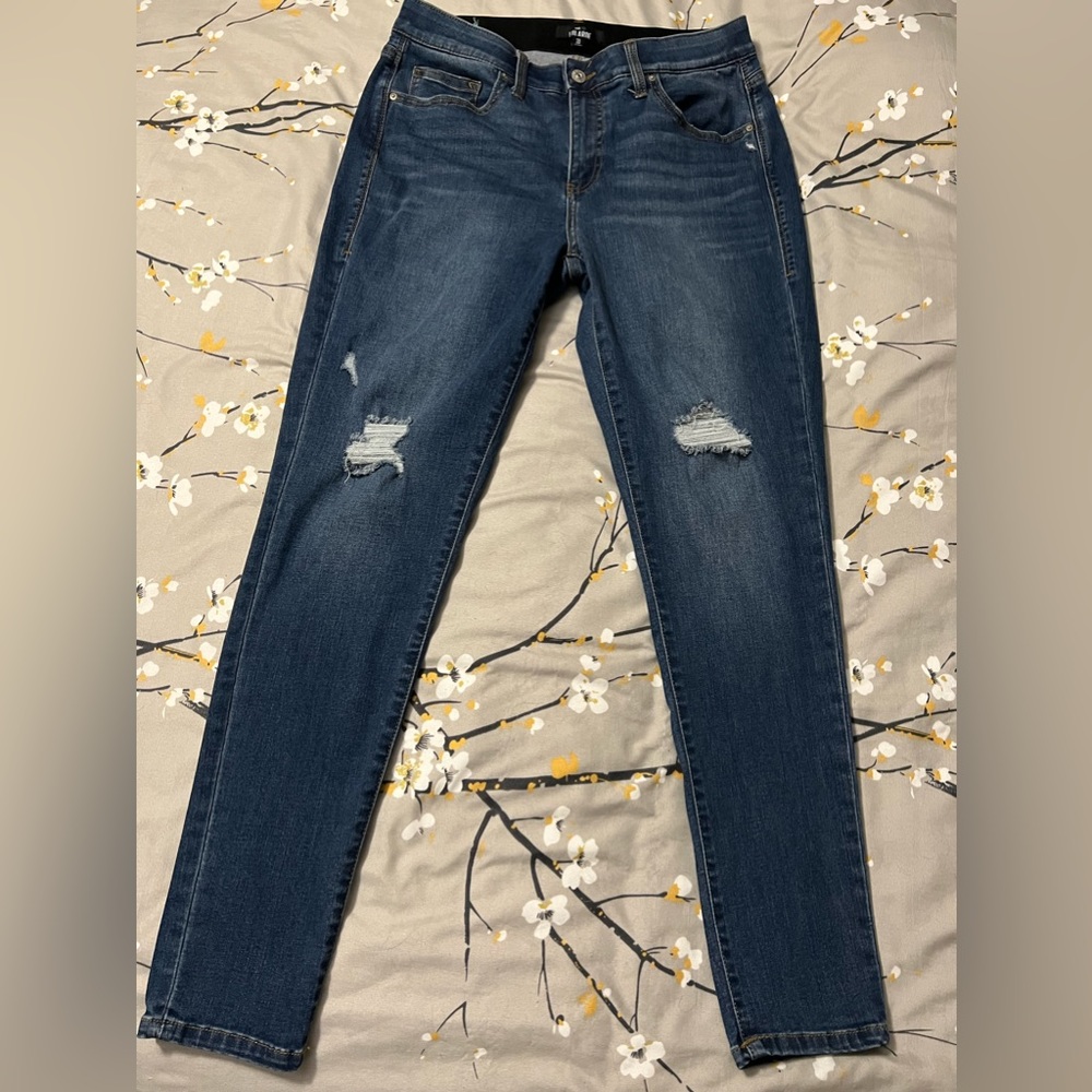 LuLaRoe Denim Jeans Sz 30 Stretch Distressed EUC